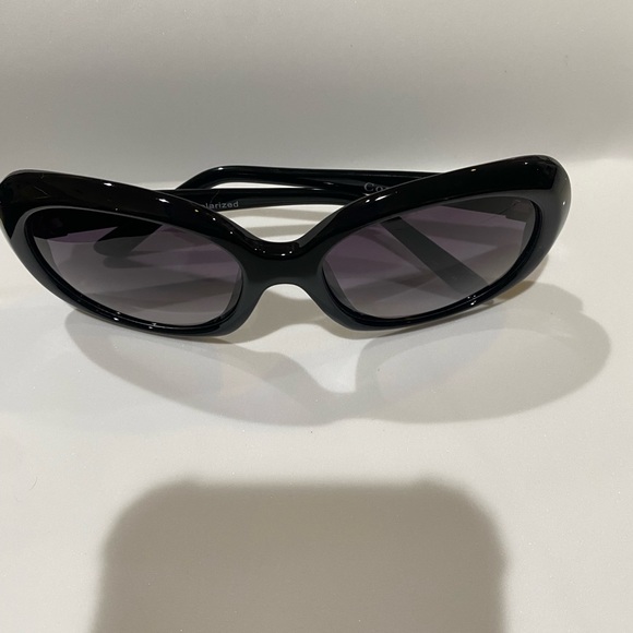 Sunglasses - Picture 3 of 7